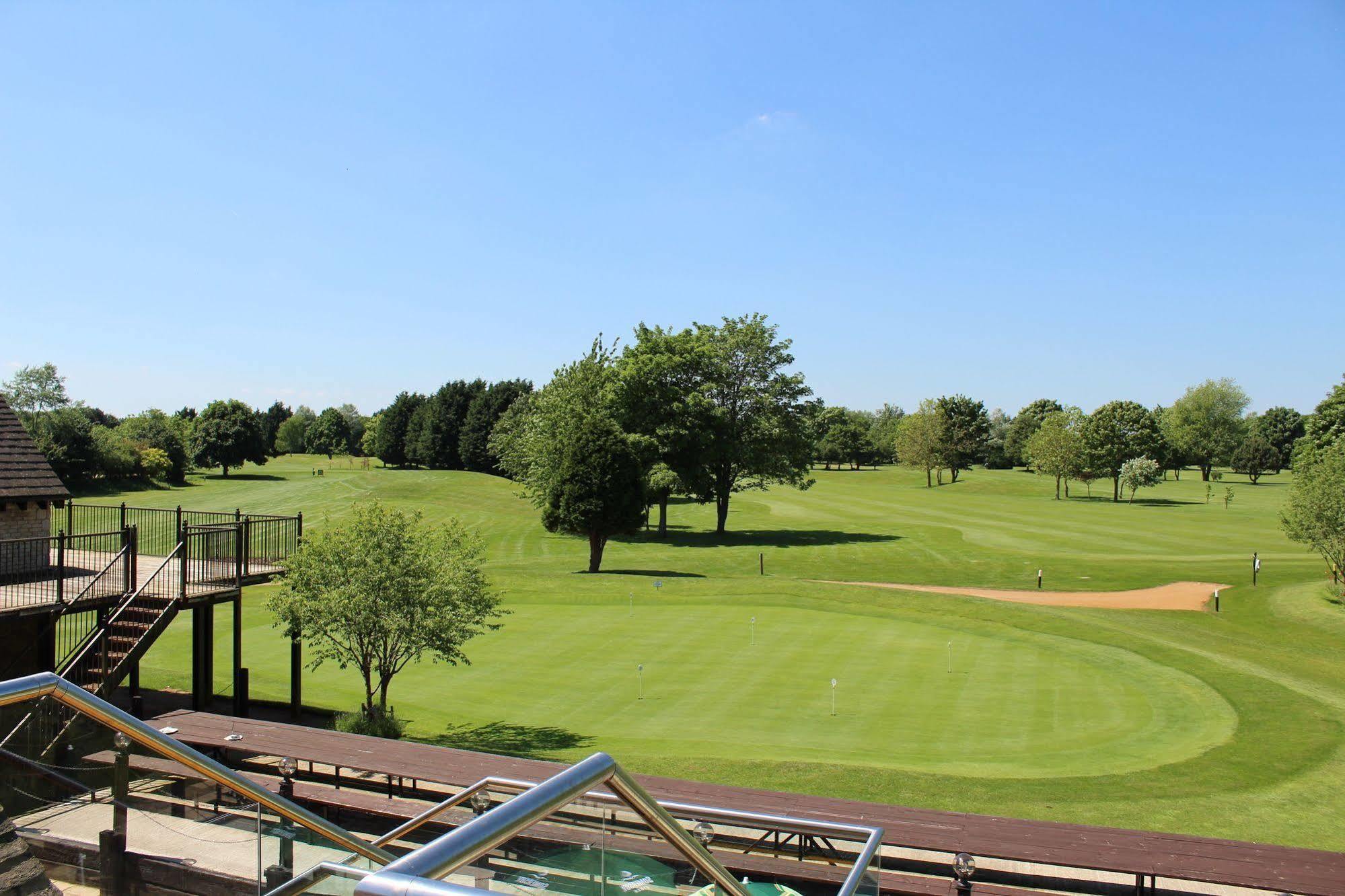 Bicester Hotel, Golf & Spa Buitenkant foto